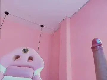 Chaturbate Live Porn of isabella_mendez_1