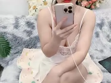 Chaturbate Nude Webcam of lyly_sweet97