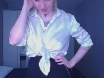 Chaturbate Live Sex Cam of annetenet