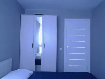 Chaturbate Live Sex Cam of annetenet