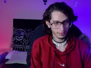 Chaturbate Live Sex Cam of vergil_noir