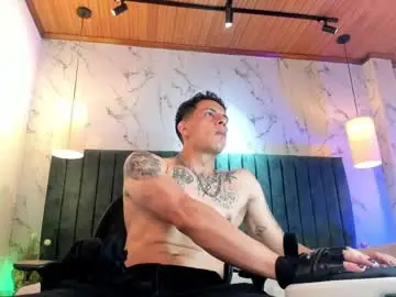 Chaturbate Best live sex cam show of dustin_sonne