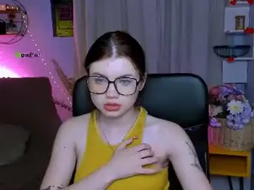 Chaturbate Live Sex of elyra_lir