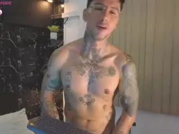 Chaturbate Free Porn Cam of dylanstonne1
