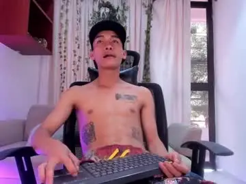 Chaturbate Nude Webcam of adammercury_