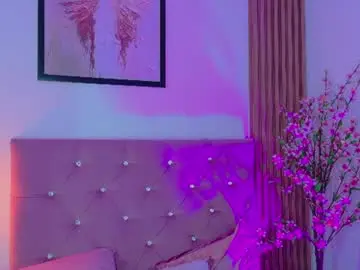 Chaturbate Nude Webcam of liaa_queen