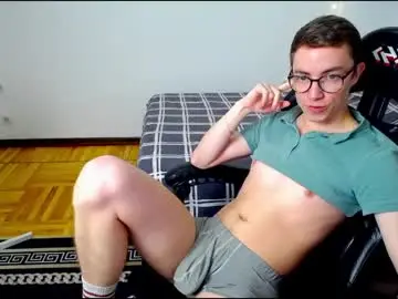 Chaturbate Adult Video Chat of charlieseyer