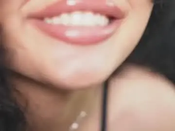 Chaturbate Watch Live Sex Cams of moan_4_you