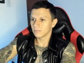 Chaturbate Free Porn Cam of masterdave7