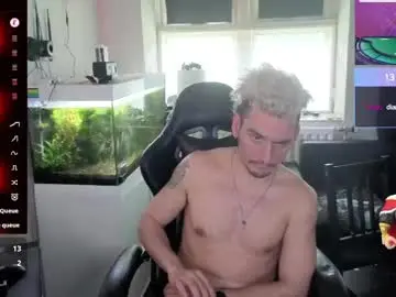 Chaturbate Sex Cam of rayzel_white