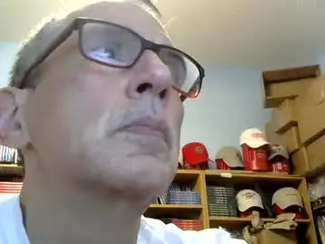 Chaturbate Nude Webcam of sluttyslave81