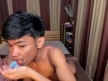 Chaturbate Live Sex Cam of hugecockjayken