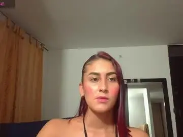 Chaturbate Nude Webcam of aurora_petit_
