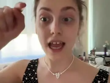 Chaturbate Free Live Porn of holydori