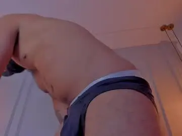 Chaturbate Watch Live Sex Cams of kylliamlevis