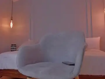 Chaturbate Best live sex cam show of kylliamlevis