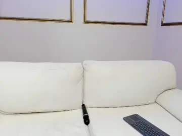Chaturbate Watch Live Sex Cams of mialiore_