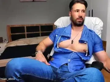 Chaturbate Live Porn of mikestrip
