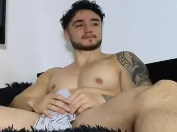 Chaturbate Free Live Porn of latinboyvip_