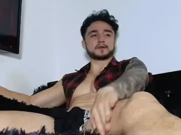 Chaturbate Private Sex Chat of latinboyvip_