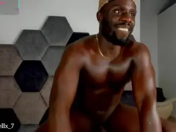 Chaturbate Live Sex Cam of latrellx7
