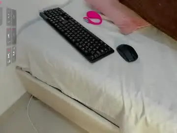 Chaturbate Watch Live Sex Cams of maya_graham_