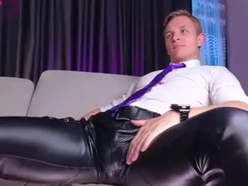 Chaturbate Live Porn of night_wwwolf
