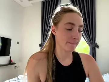 Chaturbate Watch Live Sex Cams of adelasonkin