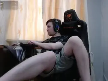 Chaturbate Live Sex Cam of iliaskrisloveee