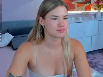 Chaturbate Nude Webcam of cherry_lexi