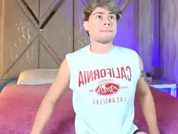 Chaturbate Live Sex Cam of ithan_salvatore