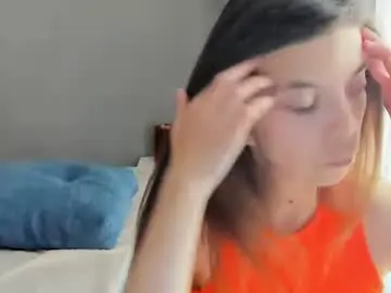 Chaturbate Sex Chat of likaaeiston1