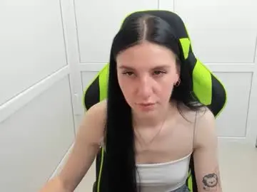 Chaturbate Live Sex Cam of piper_smilee