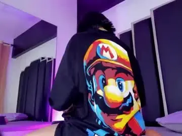 Chaturbate Live Sex Cam of aura_baker