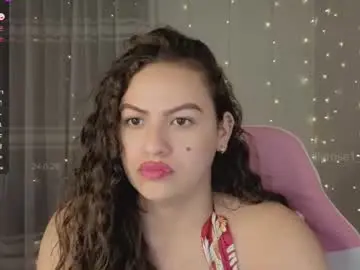 Chaturbate Free Porn Cam of lilyrose1_