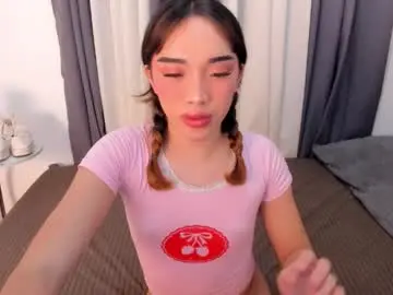 Chaturbate Live Porn of hugecock_pretty123