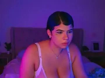 Chaturbate Live Sex Cam of rosalie_bliss