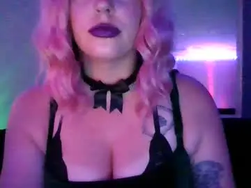 Chaturbate Sex Cam of wrenvalkyrie