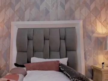 Chaturbate Best live sex cam show of zharia_lux25
