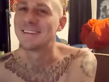 Chaturbate Sex Cam of carolinajuggalo17