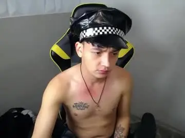 Chaturbate Sex Cam of mathiass_twinkk_