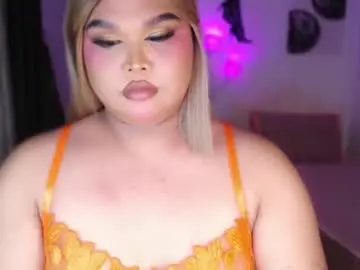Chaturbate Live Porn of ellise_husson