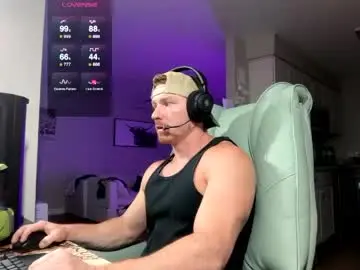 Chaturbate Free Porn Cam of bigmcr1