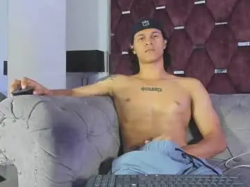 Chaturbate Best live sex cam show of tonybenedetti