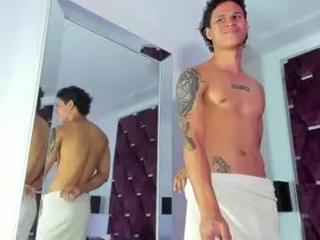 Chaturbate Adult Video Chat of tonybenedetti