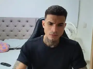 Chaturbate Live Porn of juan_gomez_1
