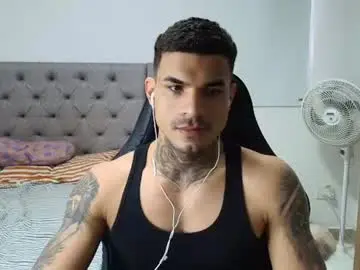 Chaturbate Live Sex Cam of juan_gomez_1