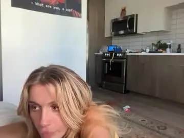 Chaturbate Live Sex of lolaa555