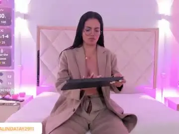 Chaturbate Adult Webcam of rosalind_tay