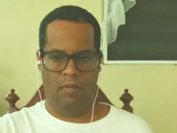 Chaturbate Live Porn of toni2814